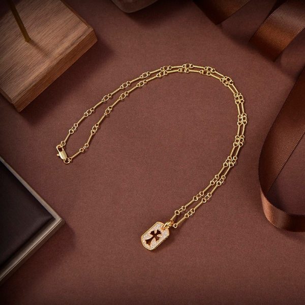 ☆超人気☆【クロムハーツ ネックレス 偽物】エンジェル 22K セーフティピン ゴールド Kuc56285 - 画像 (2)