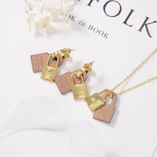 定番【人気】★エルメス 偽物★オケリー ピアス 4色 H078851CK18 - 画像 (6)