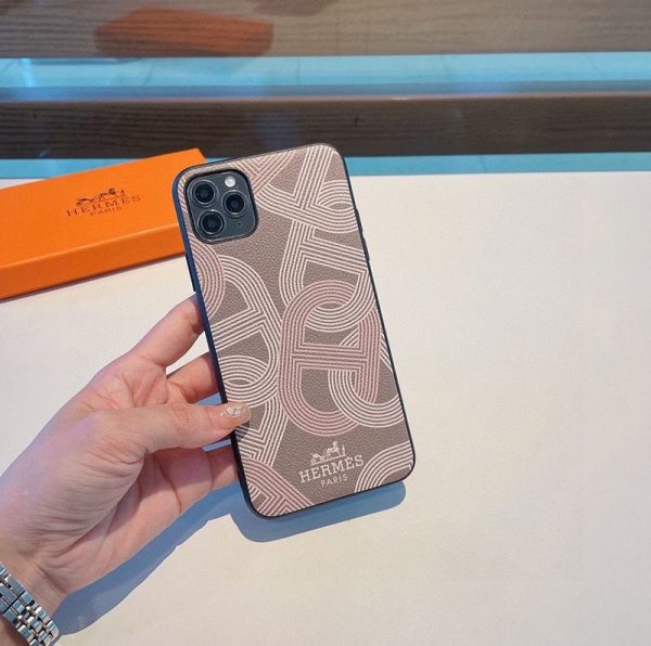 ★関税/送料込★エルメス シェーヌダンクル iPhoneケース コピー★iPhone 13/13 pro対応 erl14017 - 画像 (2)