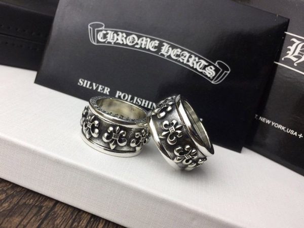 高品質♪♪♪クロムハーツ BSフレア偽物 指輪  CHクロス Kuu89780 - 画像 (4)