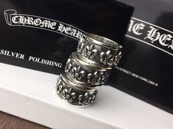 高品質♪♪♪クロムハーツ BSフレア偽物 指輪  CHクロス Kuu89780 - 画像 (8)