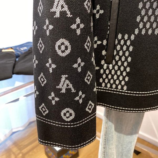 限定希少​ルイヴィトン デニムジャケット 偽物 NIGO×LV モノグラム ブラック 1A88WR - 画像 (6)