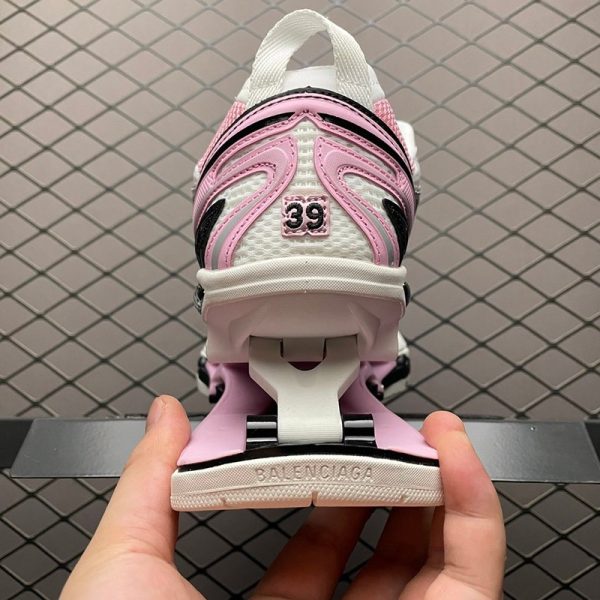 欲しい♡超限定♪ [バレンシアガ Xパンダースニーカー 偽物]SNEAKERS X-PANDER★ 653870W2RA29000 - 画像 (2)