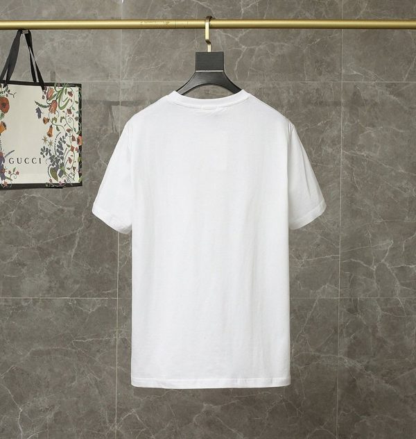 【日本未発売】セリーヌ “セリーヌ”スタッズロゴプリント Tシャツ偽物 Cef42914 - 画像 (2)