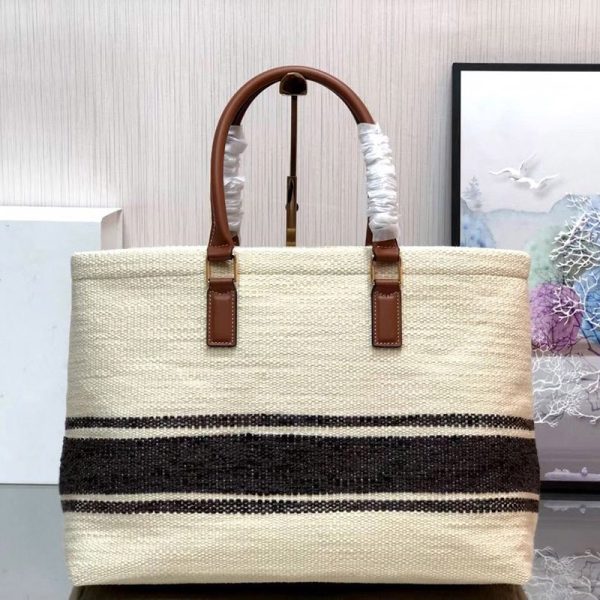 【日本未発売】セリーヌ トートバック コピー ハンド ロゴ カバ ブラウン Ces77393 - 画像 (4)