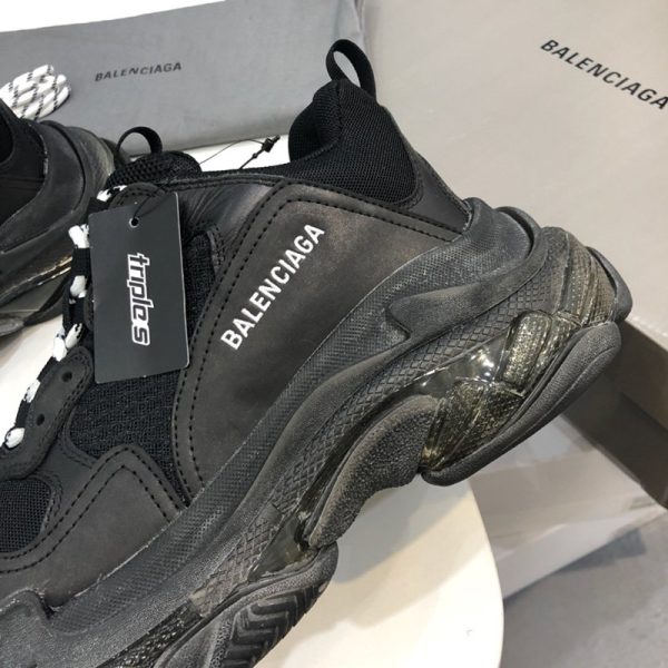 可愛い 新入荷【バレンシアガ スニーカー 偽物】 TRIPLE S ダッドスニーカー バニラ トリプルs ban70903 - 画像 (2)