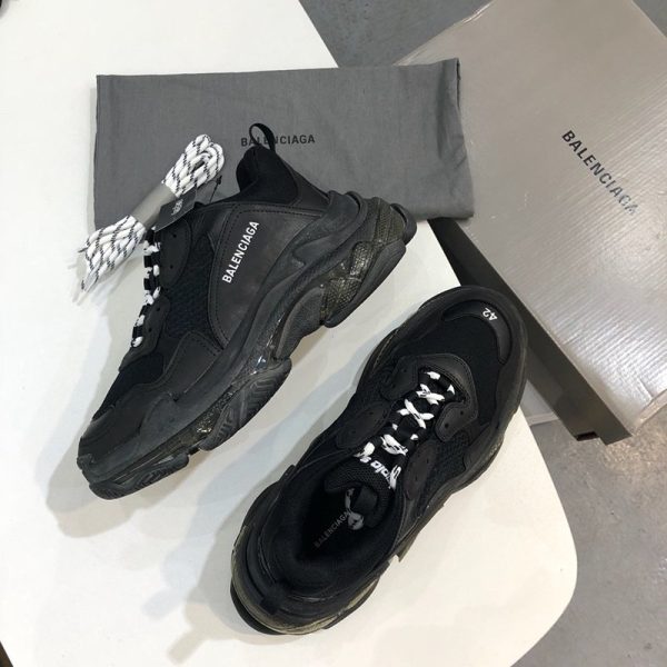 可愛い 新入荷【バレンシアガ スニーカー 偽物】 TRIPLE S ダッドスニーカー バニラ トリプルs ban70903 - 画像 (4)