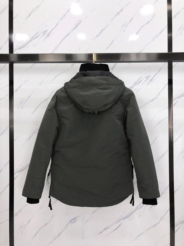 希少色 カナダグース 偽物＊Maitland Parka＊メイトランド＊ブラックレーベル Cam71241 - 画像 (3)