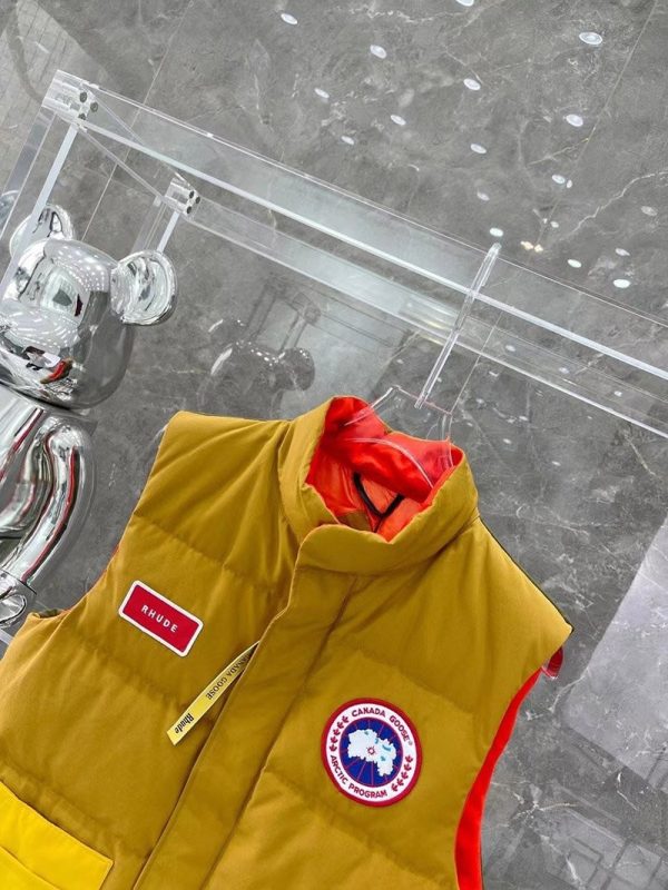 【即発】注目コラボ カナダグース x NBA コピー フリースタイルベスト Cau99670 - 画像 (2)