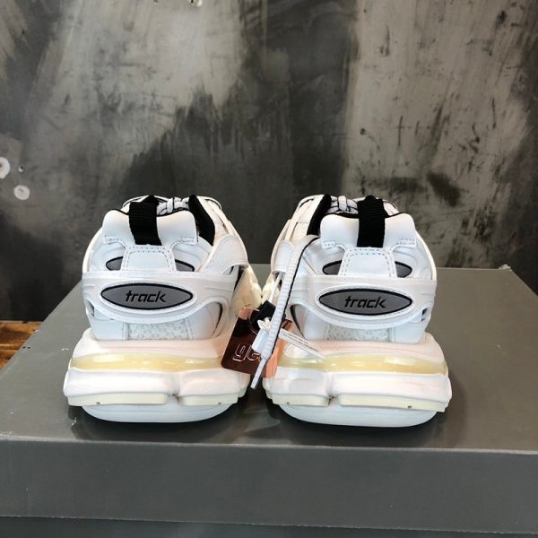 【日本未発売】バレンシアガ スニーカー 偽物 メンズ人気トラックトレーナー 入手困難カラー bau63125 - 画像 (6)