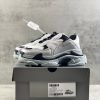 希少色 バレンシアガ Triple S スニーカー 偽物 トリプルソール baw62267