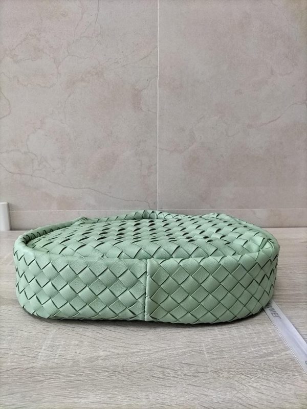 目を惹くカラーボッテガヴェネタ パデッド ジョディ 偽物 青緑 boq24387 - 画像 (5)