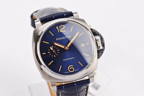 高品質♪パネライ ルミノール ドゥエ 42mm 自動巻き PAM00927 - 画像 (2)