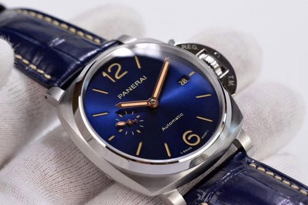 高品質♪パネライ ルミノール ドゥエ 42mm 自動巻き PAM00927 - 画像 (7)