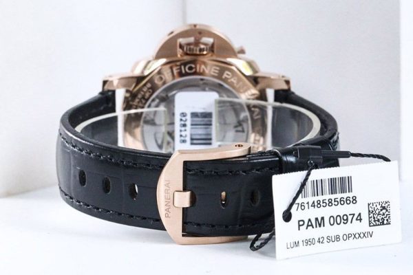 パネライ  サブマーシブル・オロカーボコピー 44MM PAM00974 - 画像 (3)