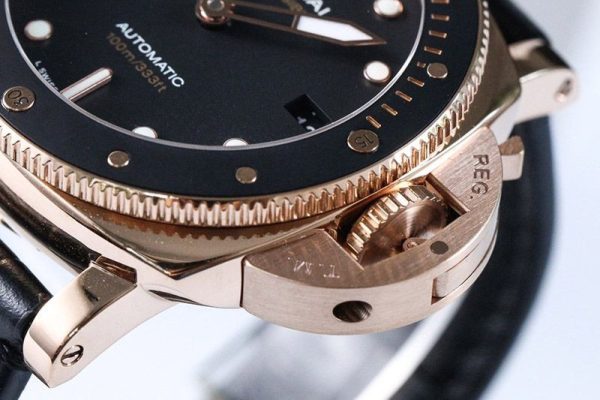 パネライ  サブマーシブル・オロカーボコピー 44MM PAM00974 - 画像 (5)