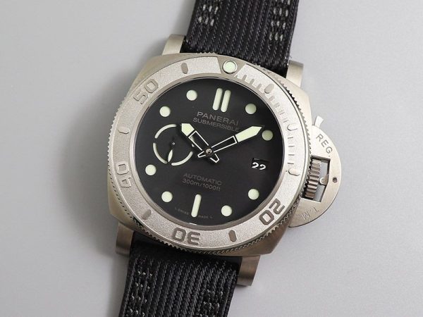 2019 パネライ サブマーシブル マイク・ホーン エディション PAM00984 - 画像 (2)