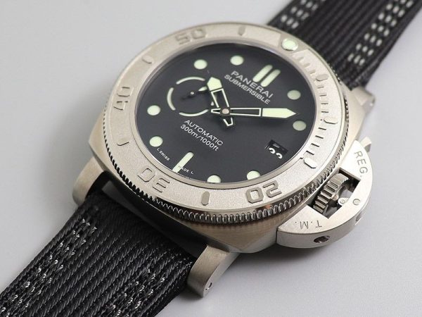 2019 パネライ サブマーシブル マイク・ホーン エディション PAM00984 - 画像 (3)
