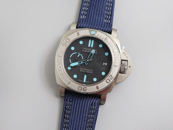 2019 パネライ サブマーシブル偽物 マイク・ホーン エディション PAM00985 - 画像 (2)
