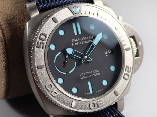2019 パネライ サブマーシブル偽物 マイク・ホーン エディション PAM00985 - 画像 (4)