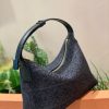 ★日本!!人気！【ロエベ ハンドバッグ 偽物】キュービィバッグ スモール アナグラムジャカード low81753 - 画像 (4)