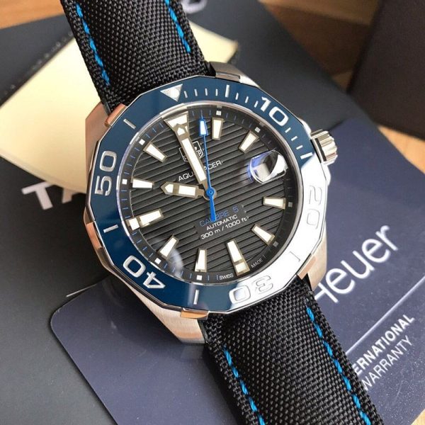 【日本未発売】タグホイヤー アクアレーサー 偽物キャリバー5 ブラック/ステンレス/ナイロン41mm TAg53788 - 画像 (3)