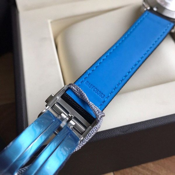 【日本未発売】タグホイヤー アクアレーサー 偽物キャリバー5 ブラック/ステンレス/ナイロン41mm TAg53788 - 画像 (6)
