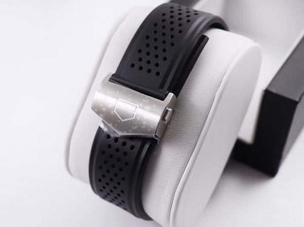 人気急上昇 タグホイヤー カレラ スケルトン 偽物 文字盤 ステンレス メンズ 腕時計 43 mm TAi86398 - 画像 (7)