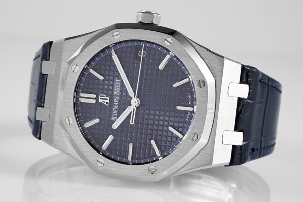 関税なし オーデマピゲ 偽物 ロイヤルオーク 41mm ブティック限定 15500STOO - 画像 (4)