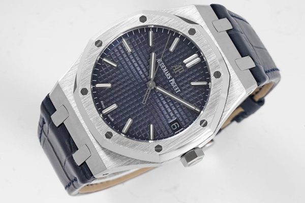 関税なし オーデマピゲ 偽物 ロイヤルオーク 41mm ブティック限定 15500STOO - 画像 (5)