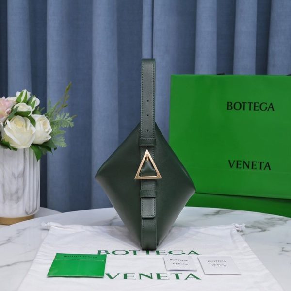 春もの新作ボッテガヴェネタ クレードル スーパーコピー スモールショルダーバッグ ダークモス boe32019 - 画像 (3)