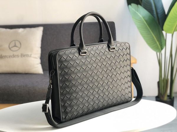日本未入荷ボッテガヴェネタ イントレチャートレザー ブリーフケース 偽物 2WAY bob37937 - 画像 (3)