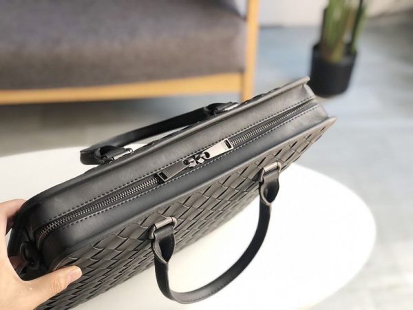 日本未入荷ボッテガヴェネタ イントレチャートレザー ブリーフケース 偽物 2WAY bob37937 - 画像 (6)