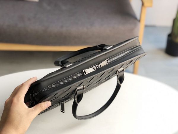 【日本未発売】ボッテガヴェネタ コピー イントレチャートレザー ブリーフケース 2WAY bou90773 - 画像 (7)
