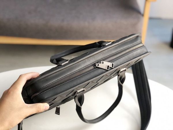 超希少！ボッテガヴェネタ 偽物 イントレチャートレザー ブリーフケース 2WAY bov31370 - 画像 (4)