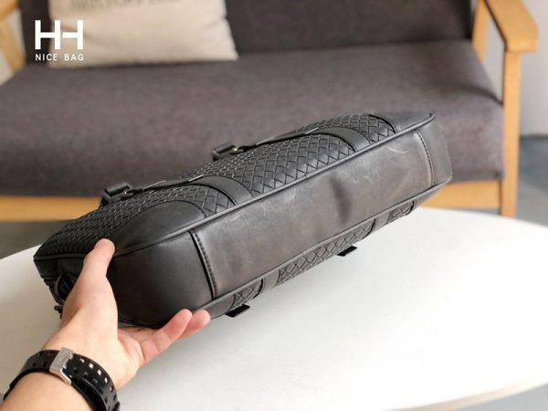 【日本未発売】ボッテガヴェネタ クラシック・イントレチャート 偽物 ブリーフケース 2way box97600 - 画像 (7)