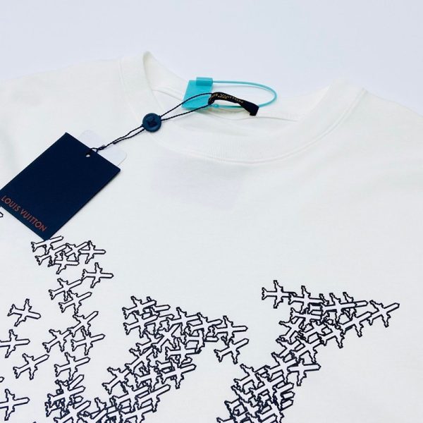 21AWルイヴィトン Tシャツ 偽物 エンドゴール クルーネック ロゴTシャツ vua76043 - 画像 (4)