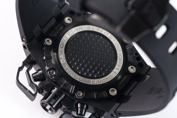 稀少オーデマピゲ ロイヤルオーク コピー オフショアクロノ T3 世界限定1000本 Odp81920 - 画像 (8)