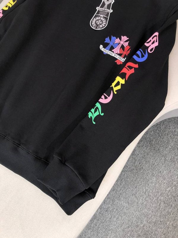 超人気♪クロムハーツ ロングTシャツ 偽物 グリーンセメタリークロス Kut82443 - 画像 (3)