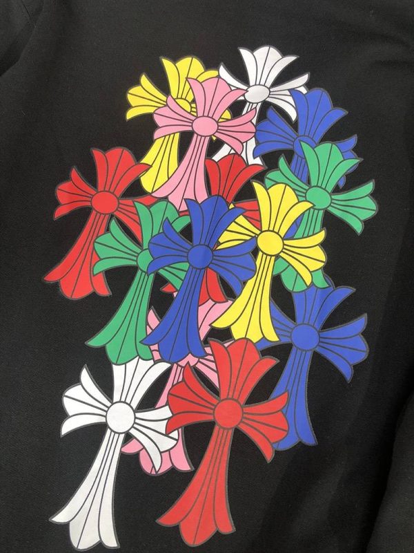 超人気♪クロムハーツ ロングTシャツ 偽物 グリーンセメタリークロス Kut82443 - 画像 (9)