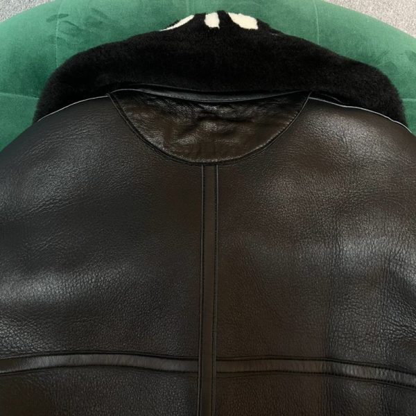 超希少！バレンシアガ Cocoon Aviator ジャケット 偽物★シャイニー ラムスキン＆ボンドウール ブラック 646456TKS311069 - 画像 (7)