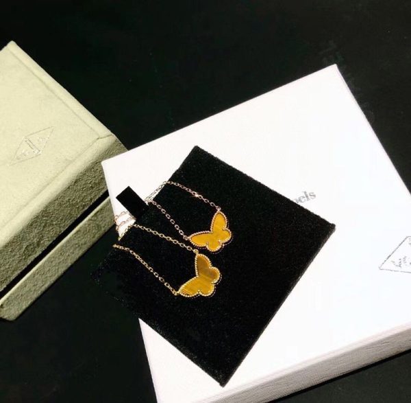 秋冬新作 ヴァンクリーフ&アーペル*ラッキー アルハンブラ パピヨン ペンダント偽物 VCARD98500 - 画像 (6)