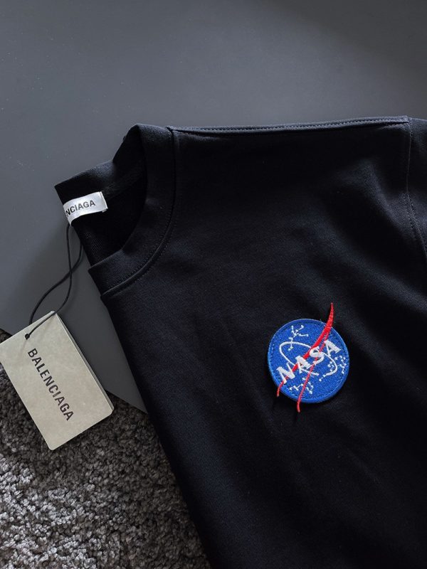 世界中で大人気♪バレンシアガ トレーナー コピー レギュラー クルーネック スペース NASA ban69033 - 画像 (7)