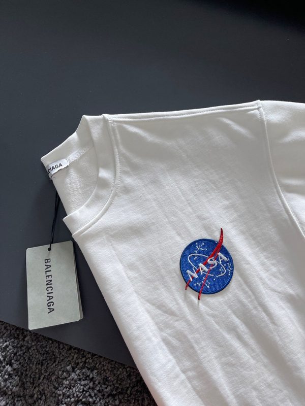 欲しい♡超限定♪バレンシアガ トレーナー 偽物 レギュラー クルーネック スペース NASA baf31586 - 画像 (5)
