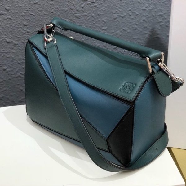 日本未入荷ロエベ パズルバッグ スーパーコピー トリカラー ショルダーバッグ lof73235 - 画像 (3)