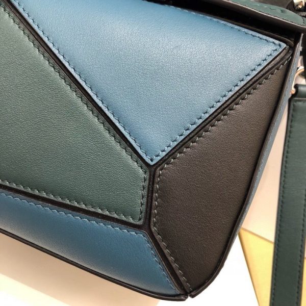 日本未入荷ロエベ パズルバッグ スーパーコピー トリカラー ショルダーバッグ lof73235 - 画像 (5)
