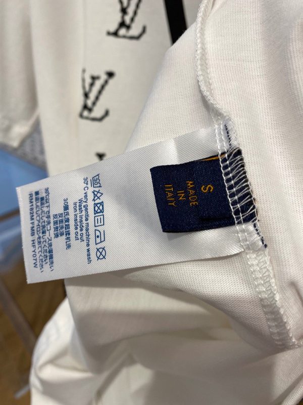 累積売上総額第１位！【ルイヴィトン Tシャツ コピー】プリント コットンTシャツ vus86992 - 画像 (7)