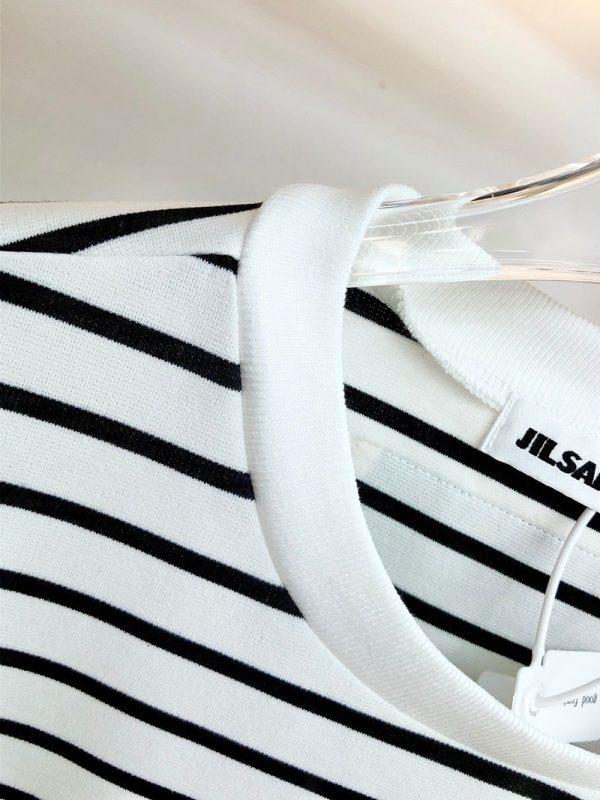 人気 ジルサンダー Tシャツ パロディ ロゴ プリント コットン 送関込み Jiq96698 - 画像 (6)