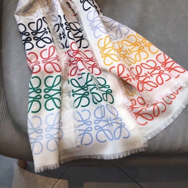 目を惹くカラーロエベ 偽物 アナグラム ライン スカーフ (ウール＆シルク＆カシミヤ) lop33740 - 画像 (4)