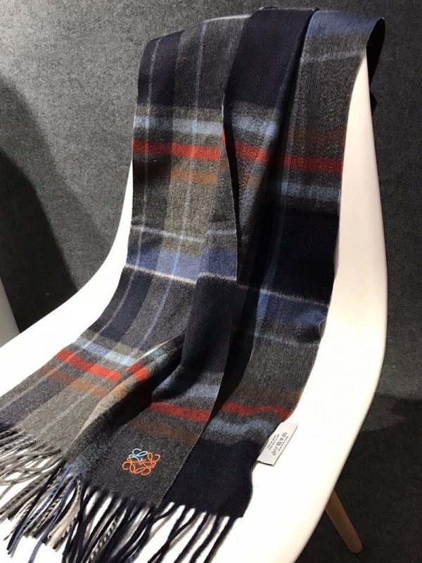 日本未入荷ロエベ チェック スカーフ 偽物(カシミヤ) lor45946 - 画像 (5)